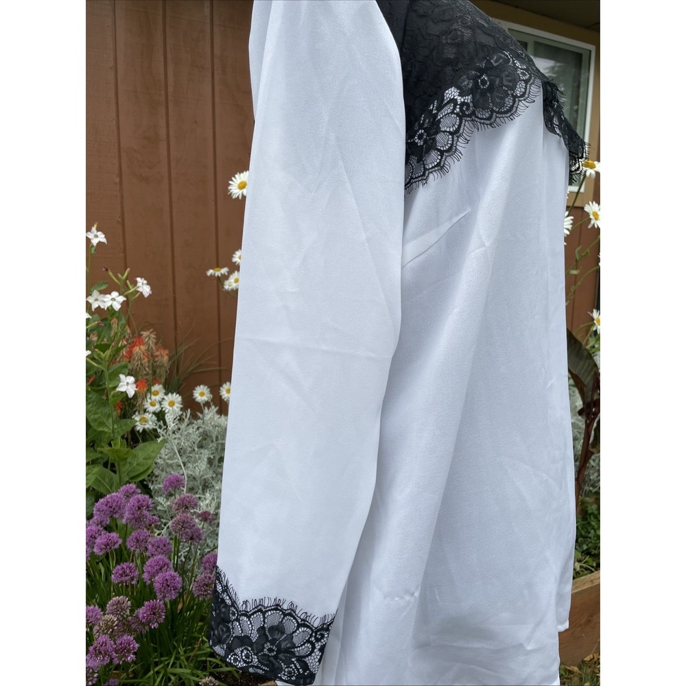 Venus White Button Back Blouse Size 14 Black Lace Yoke Whimsigoth Goth Tunic Top - Picture 3 of 12